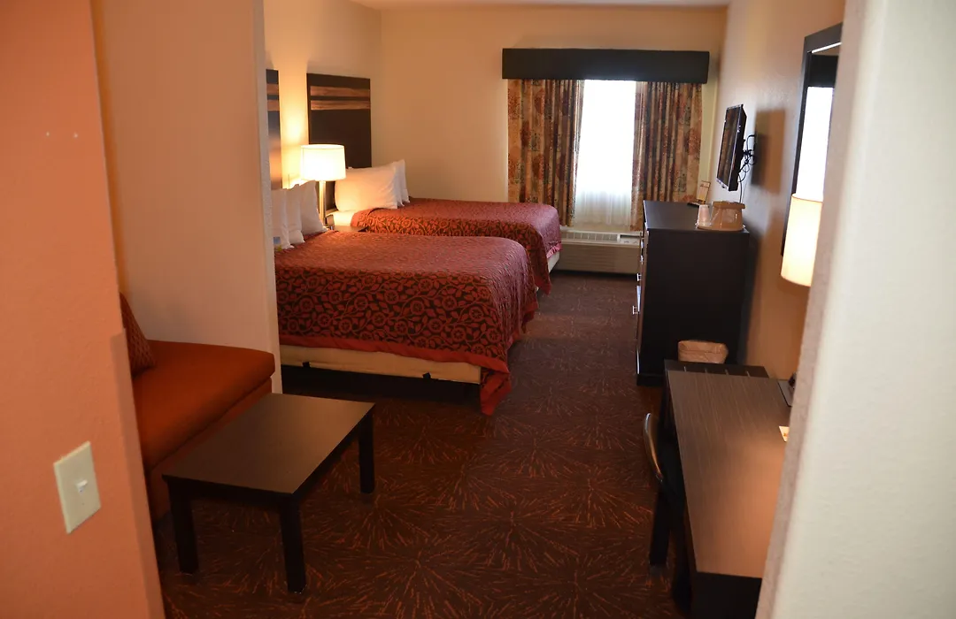 Days Inn & Suites By Wyndham Tucson/Marana-1