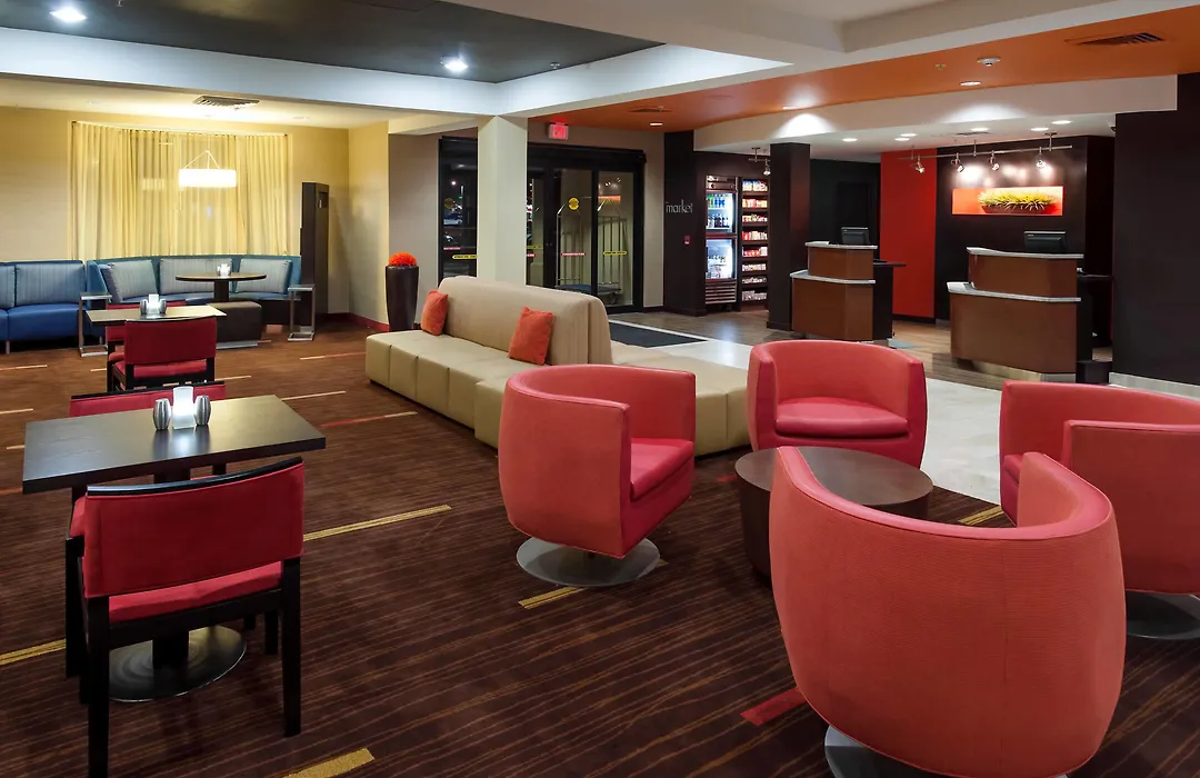 Courtyard By Marriott Lakeland-1