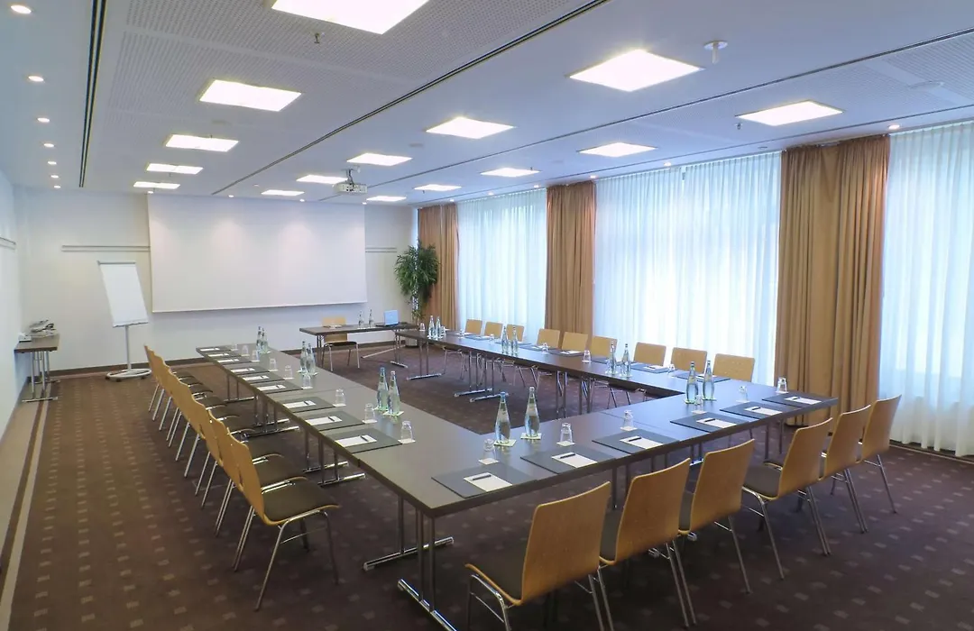 Radisson Blu Hotel Hannover-1