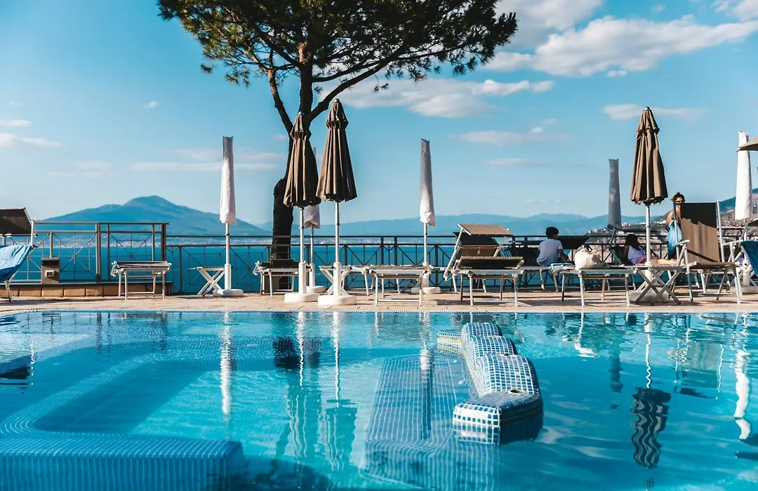 Grand Hotel President-1