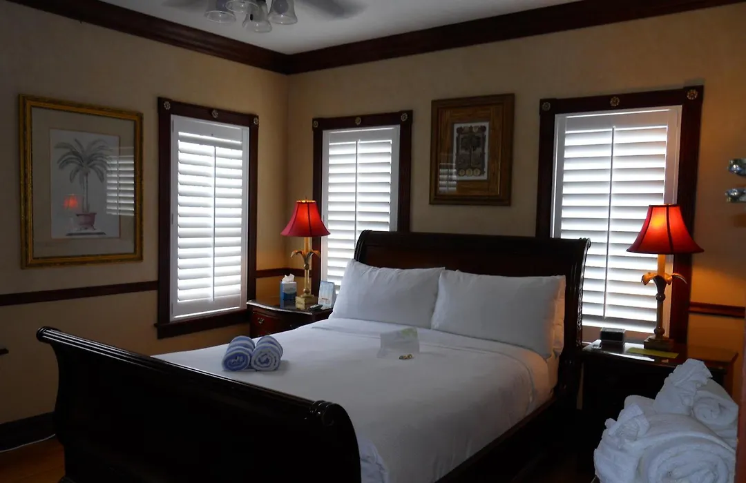 Duval Inn - Key West-1