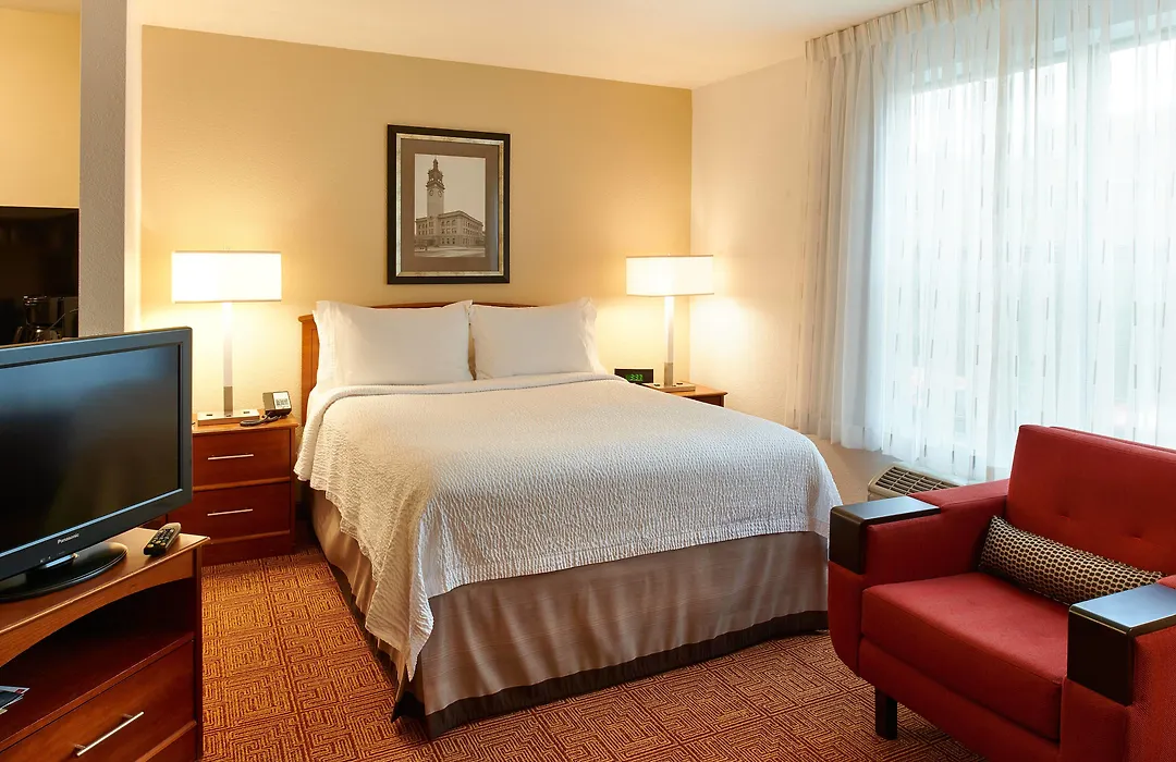 Towneplace Suites By Marriott Minneapolis Downtown/North Loop-1