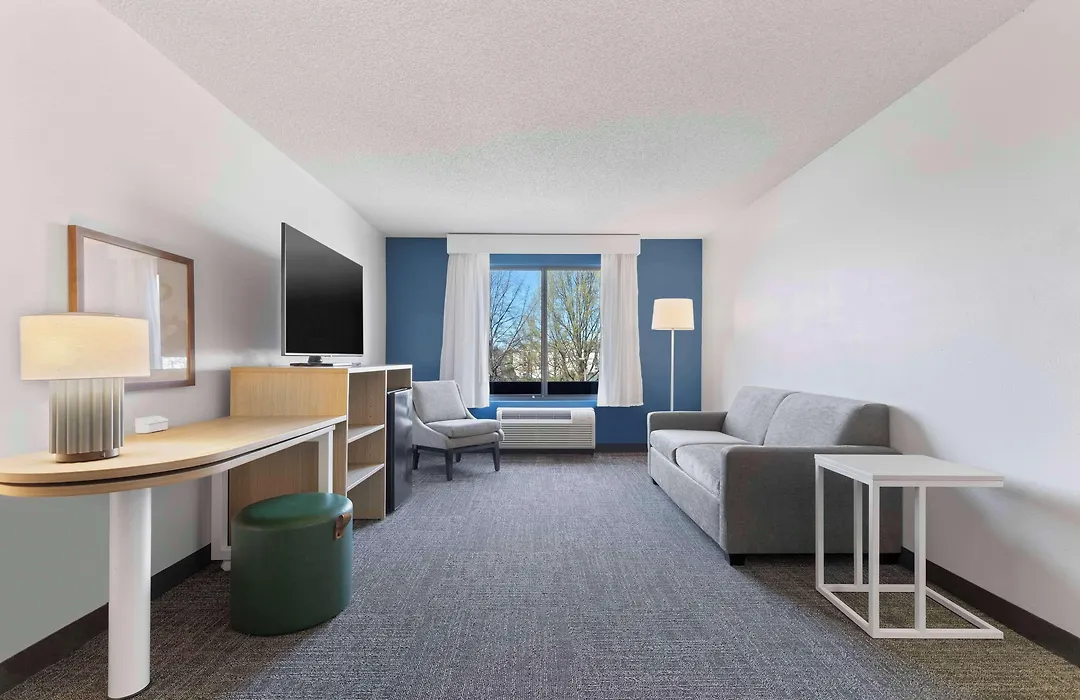 Spark By Hilton Greensboro-1