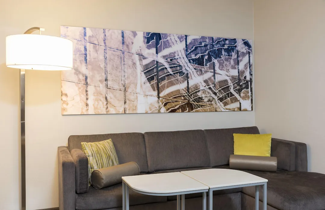 Springhill Suites By Marriott Chicago O'Hare-1