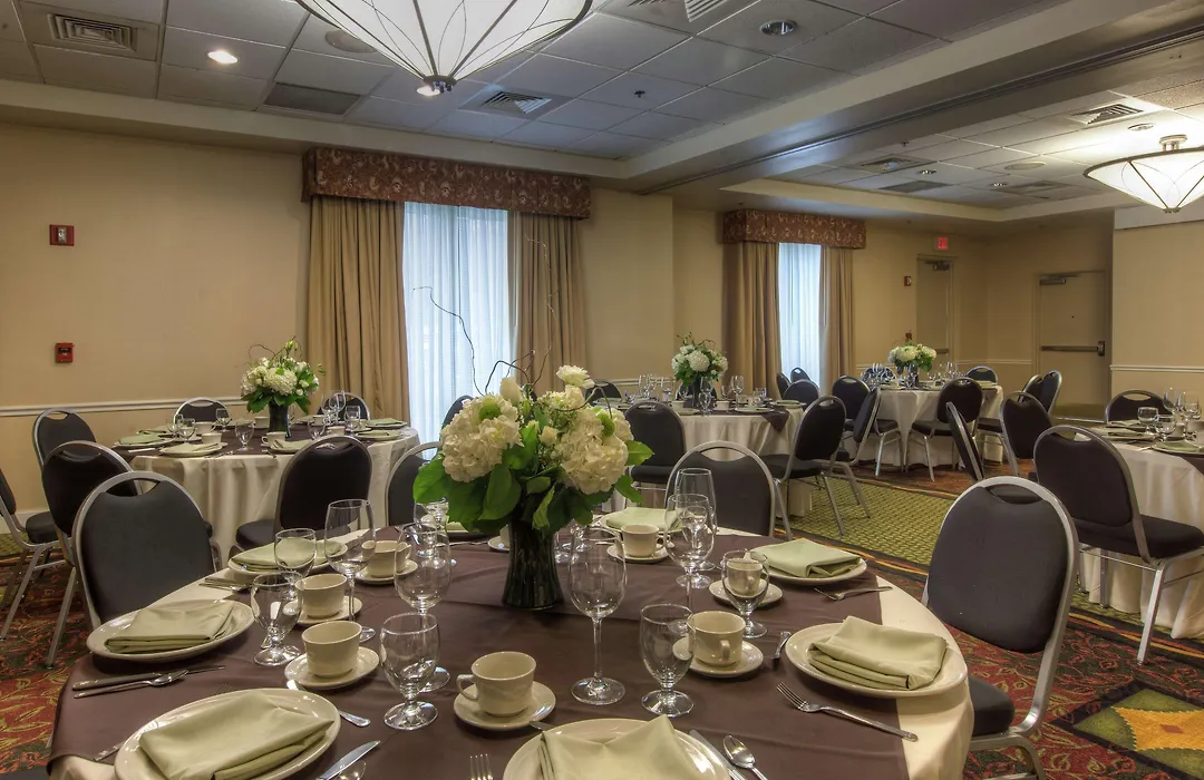 Hilton Garden Inn Norwalk-1