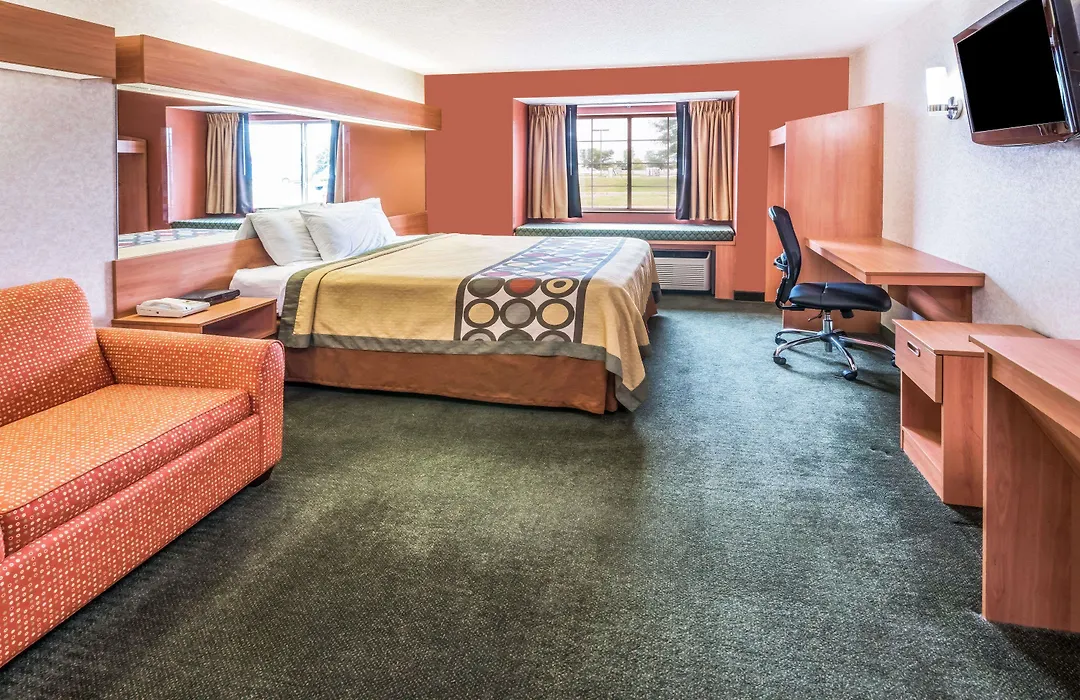 Super 8 By Wyndham Columbus West-1