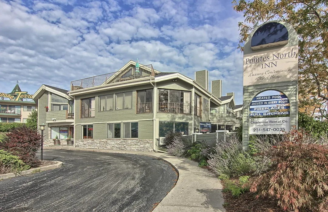 Pointes North Inn-1