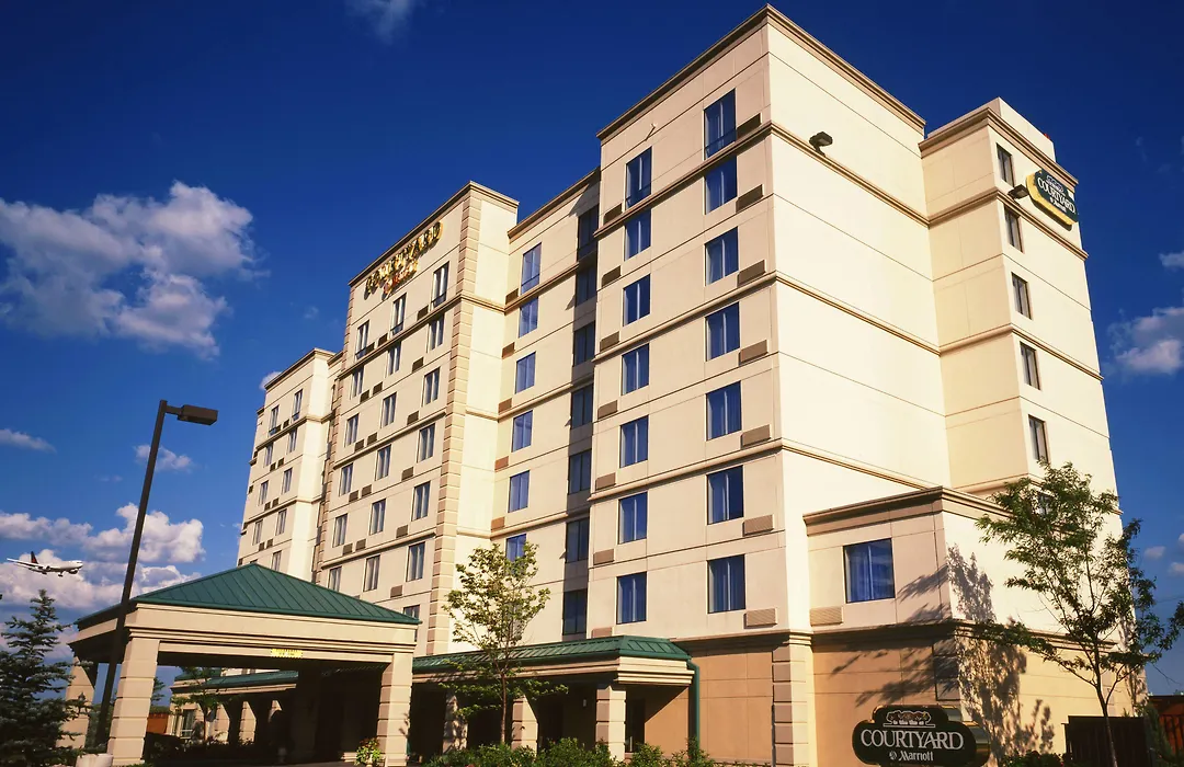 Courtyard By Marriott Toronto Airport-1
