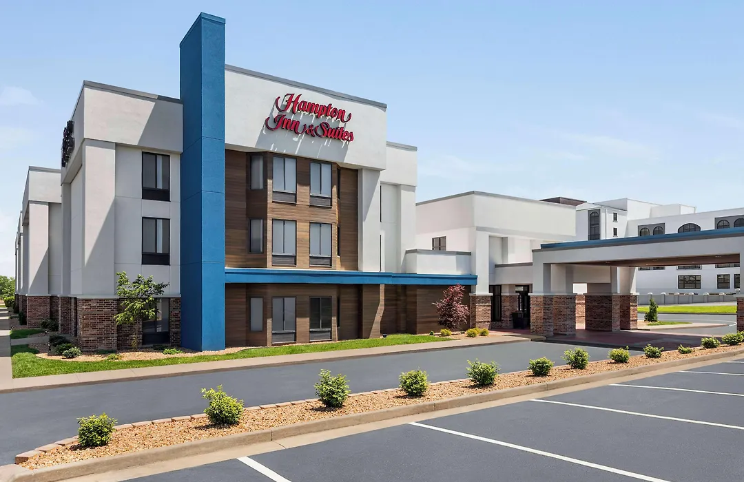Hampton Inn & Suites Springfield-1