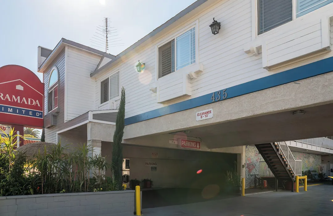 Ramada By Wyndham Redondo Beach-1