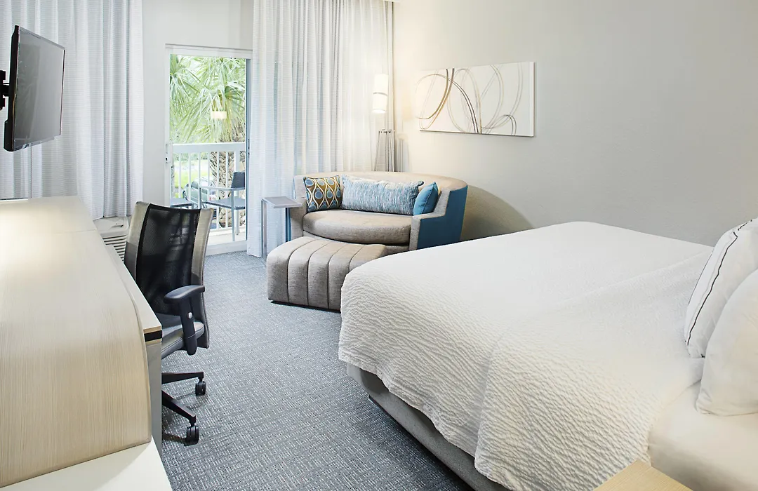 Courtyard By Marriott West Palm Beach Airport-1