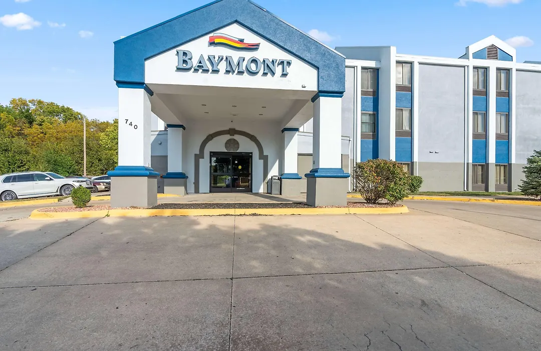 Baymont By Wyndham Lawrence-1