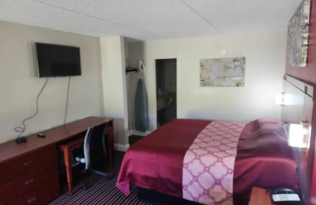 Americas Best Value Inn - Chesapeake-1
