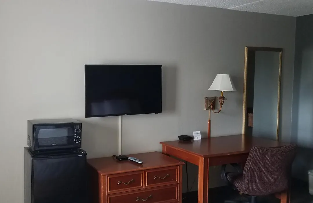 Americas Best Value Inn St. Louis Downtown-1