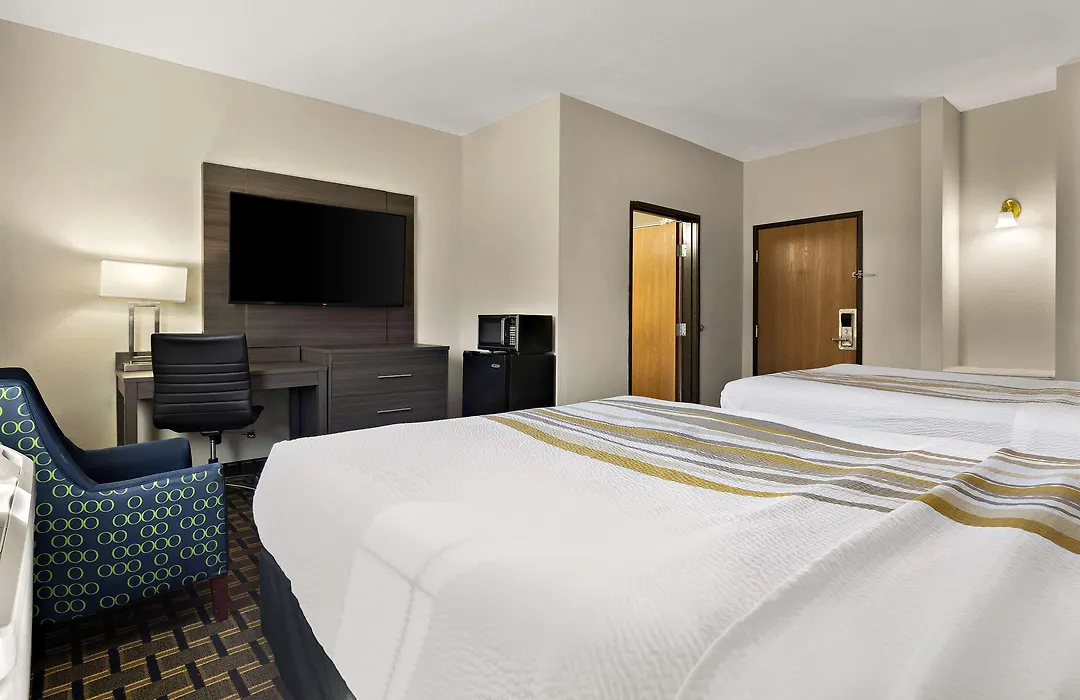 Surestay Plus Hotel By Best Western Tulsa East-1