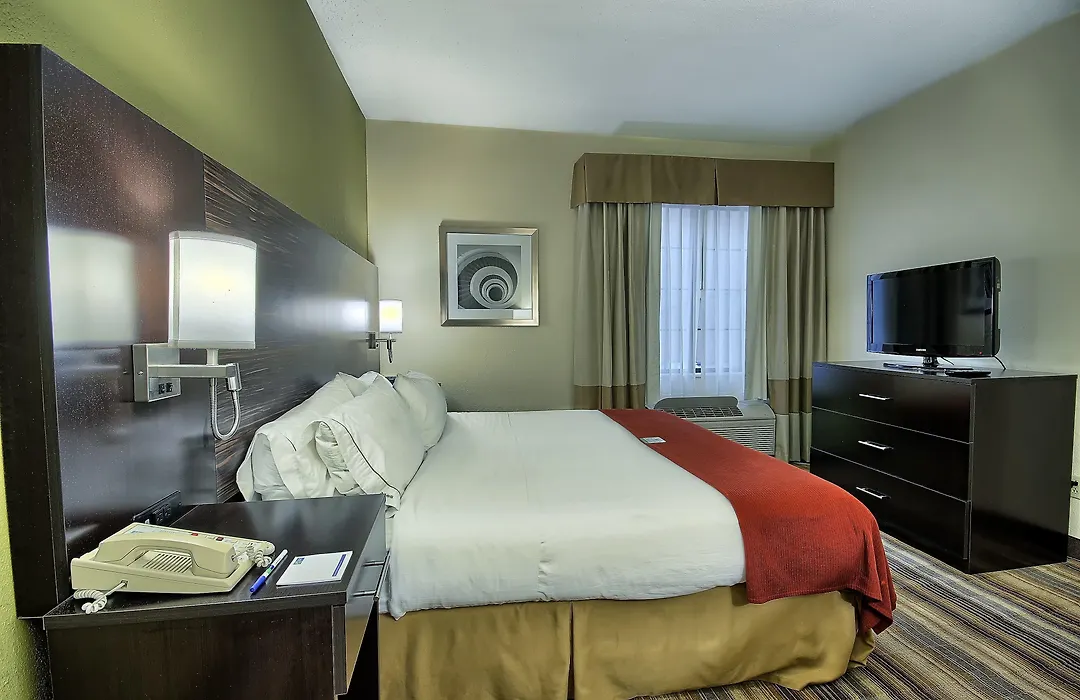 Holiday Inn Express Hotel & Suites Grove City By Ihg-1