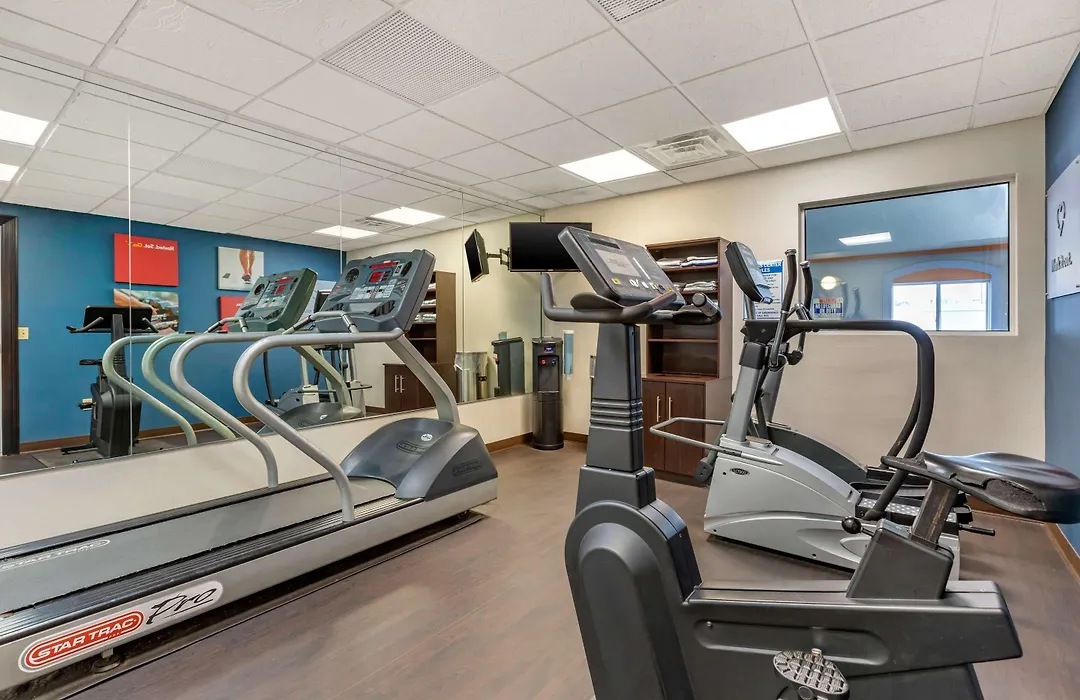 Comfort Suites Southgate-Detroit-1