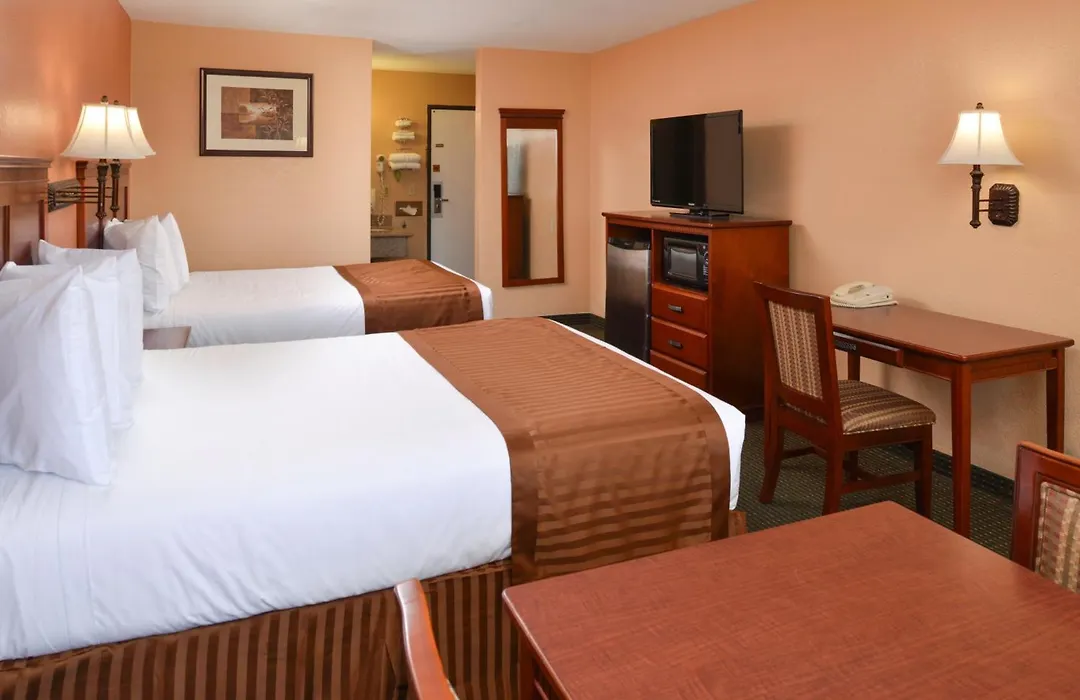 Americas Best Value Inn & Suites-East Bakersfield-1