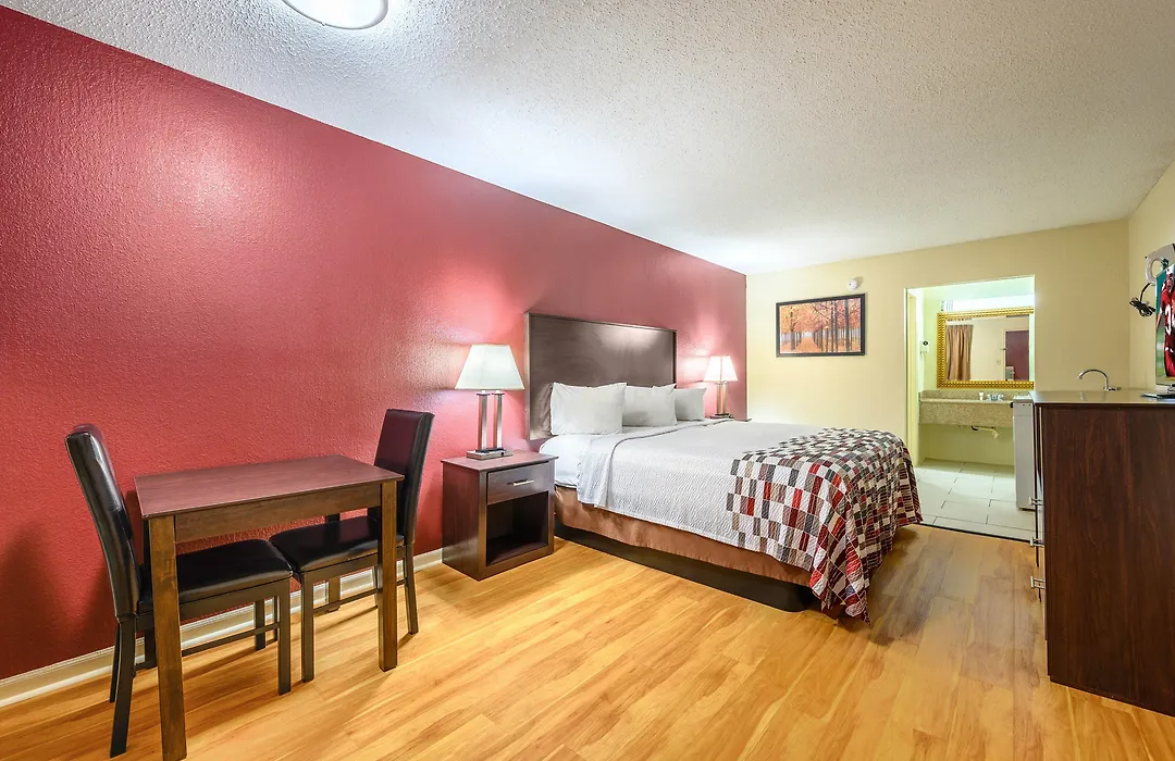 Red Roof Inn Sylacauga-1