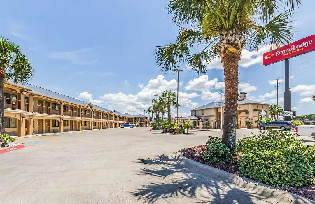 Econo Lodge Inn & Suites Corpus Christi-1