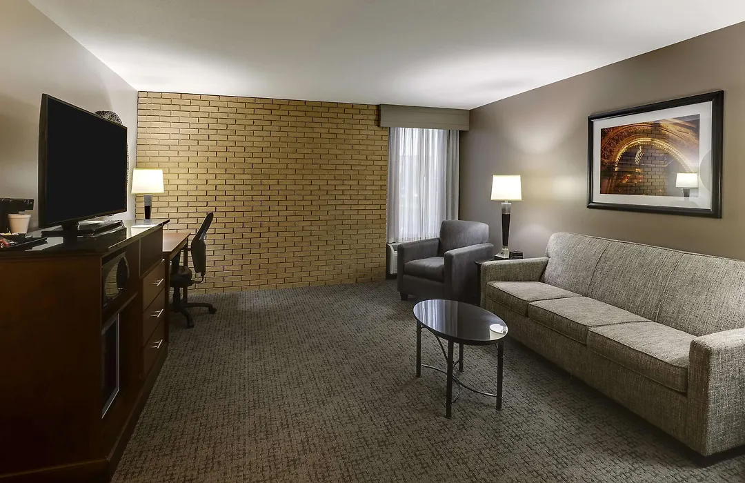 Drury Inn & Suites Columbus Dublin-1