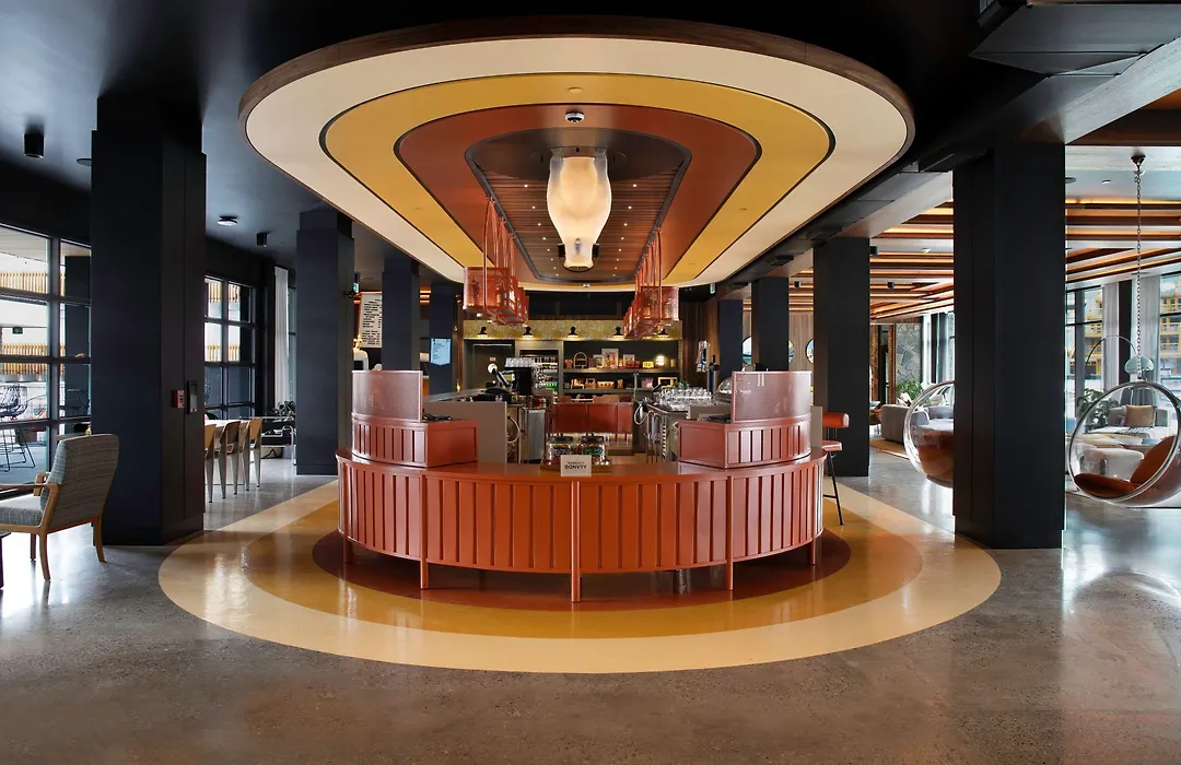Banff Voyager Inn-1