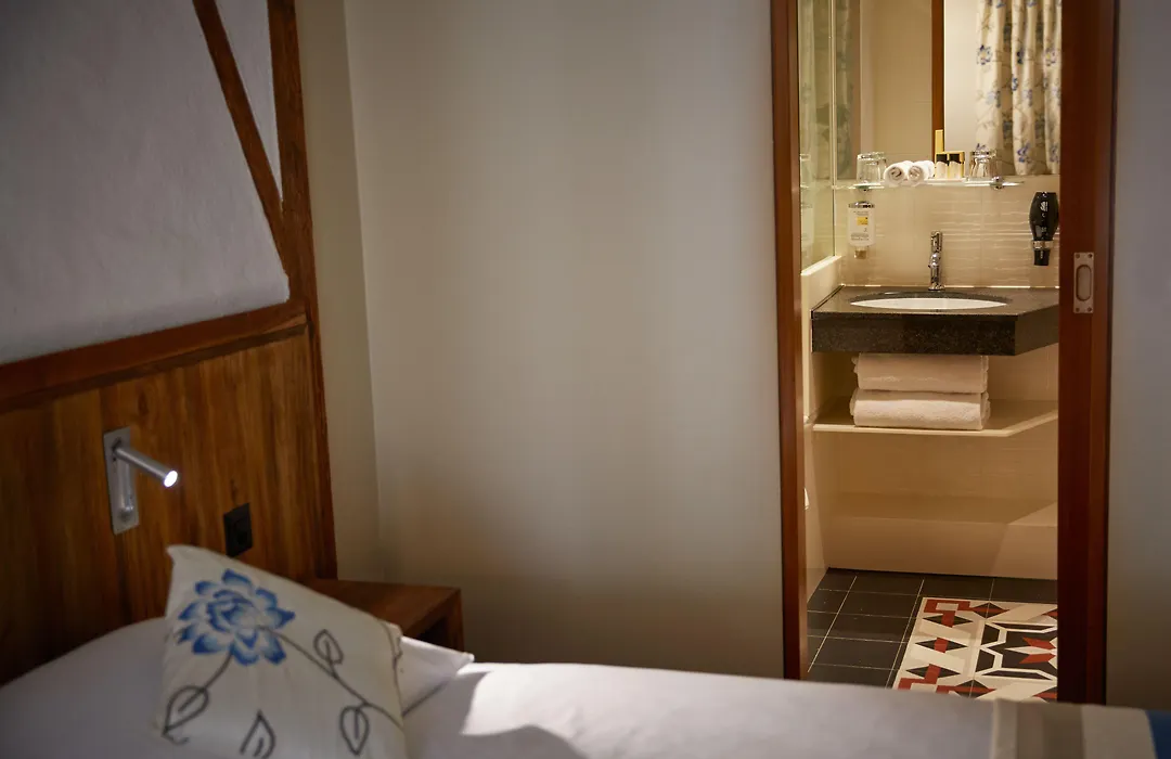 Hotel Adler Zuerich-1