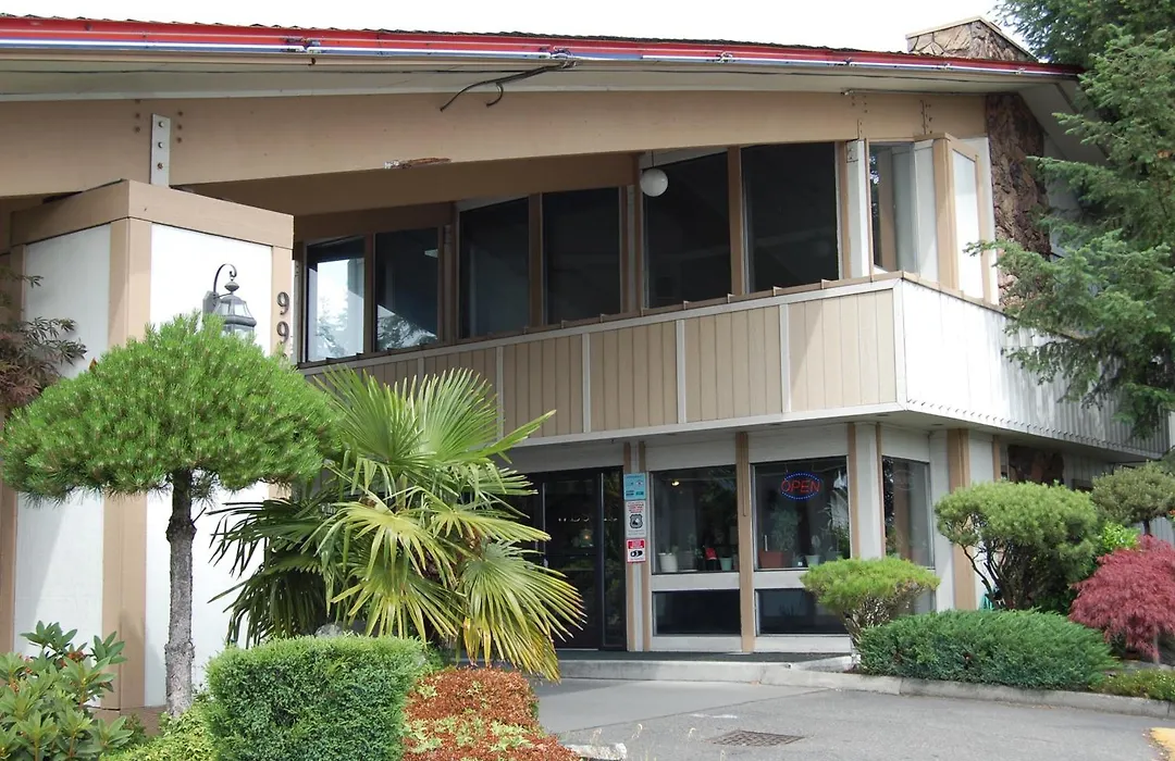 Western Inn Lakewood-1