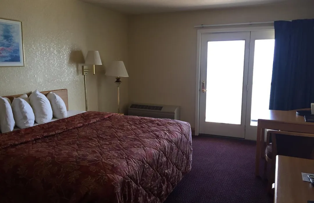 Fairview Beachfront Inn-1