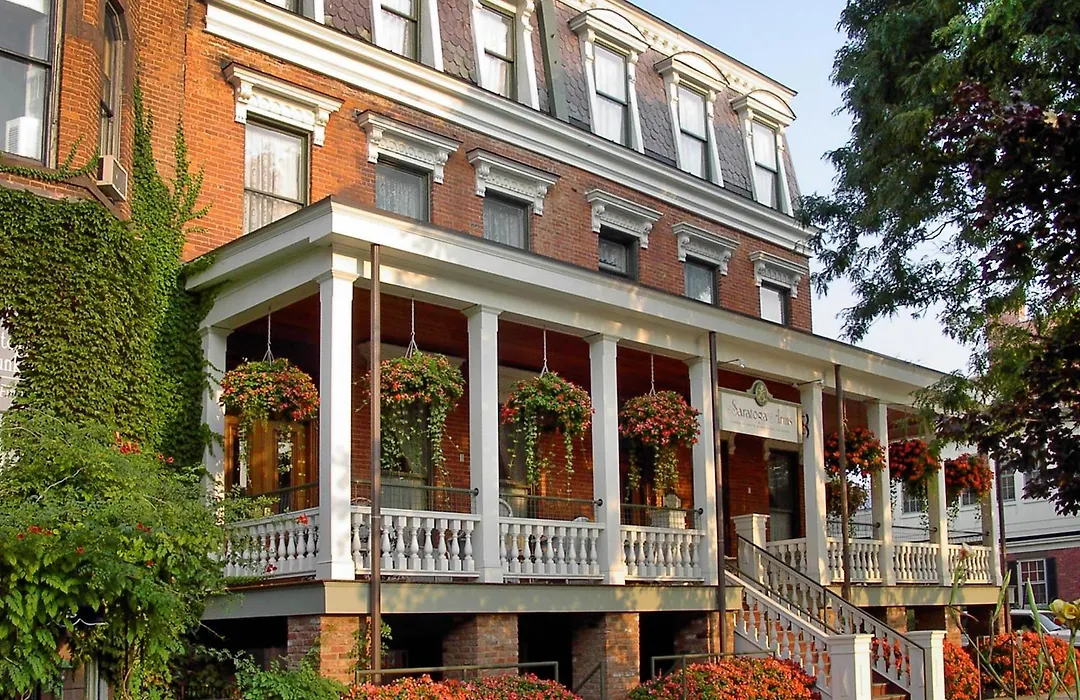 Saratoga Arms Hotel-1