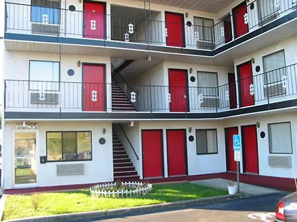 Red Carpet Inn Williamstown-1