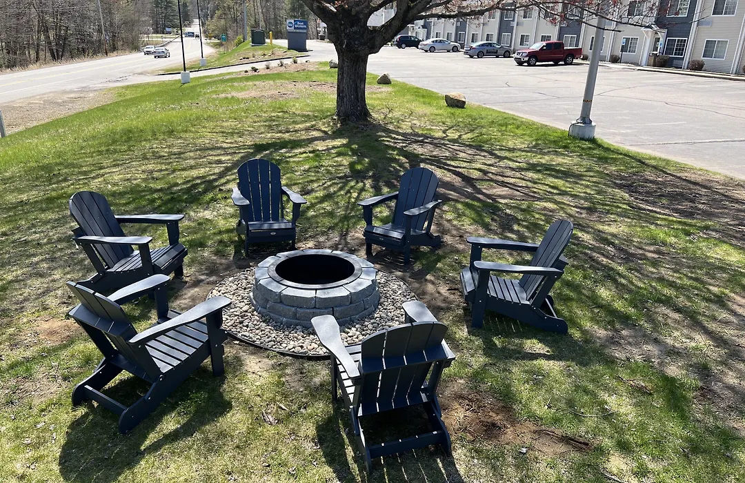 Best Western Plymouth Inn-White Mountains-1