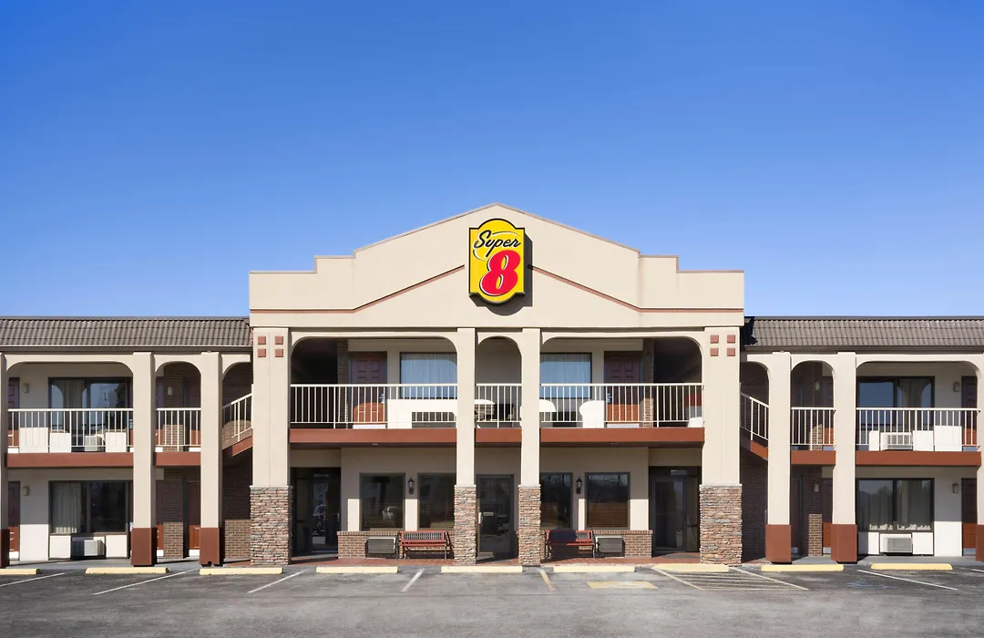 Super 8 By Wyndham Wytheville-1
