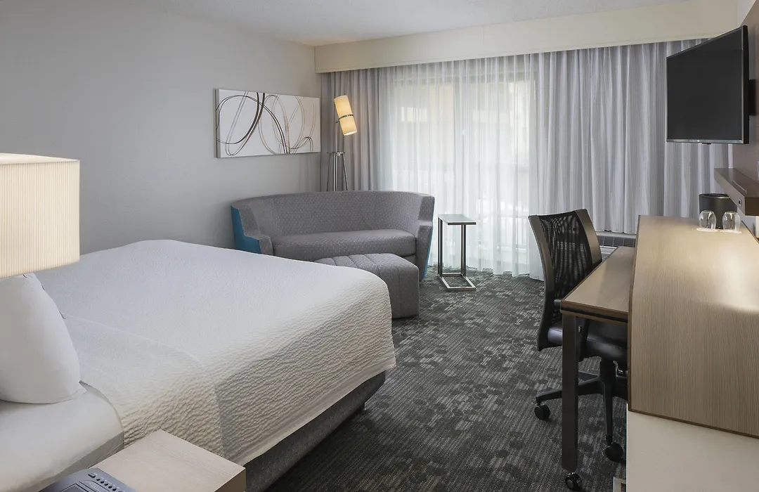 Courtyard By Marriott Daytona Beach Speedway/Airport-1