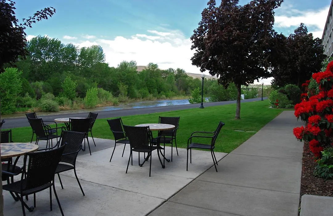 Baymont By Wyndham Yakima Riverfront-1