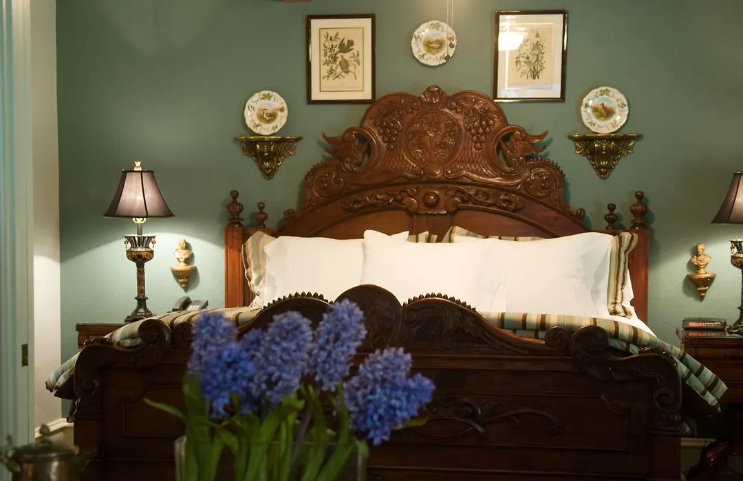The Sanford House Inn & Spa-1