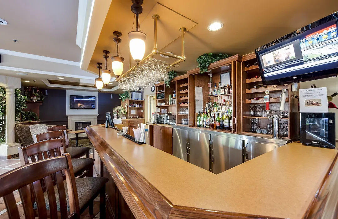 Monte Carlo Inn Brampton-1