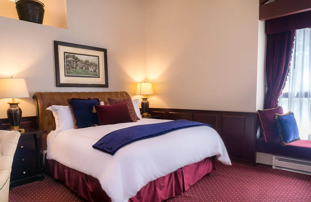 Carriage House Inn-1