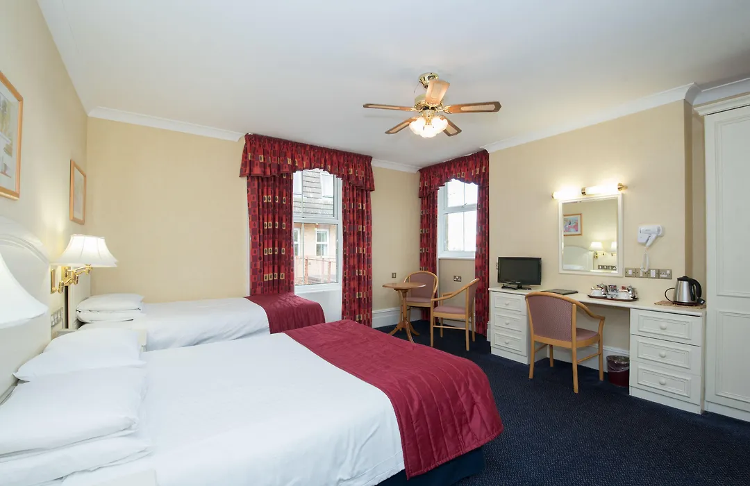 Elstead Hotel-1
