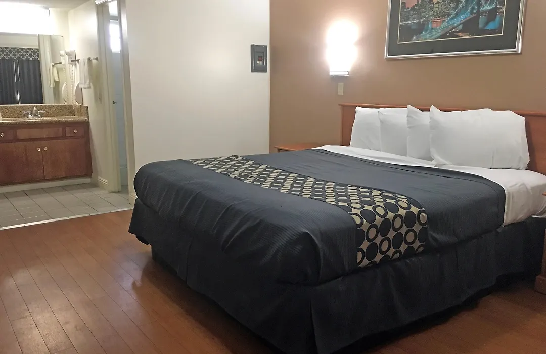 Americas Best Value Inn-1