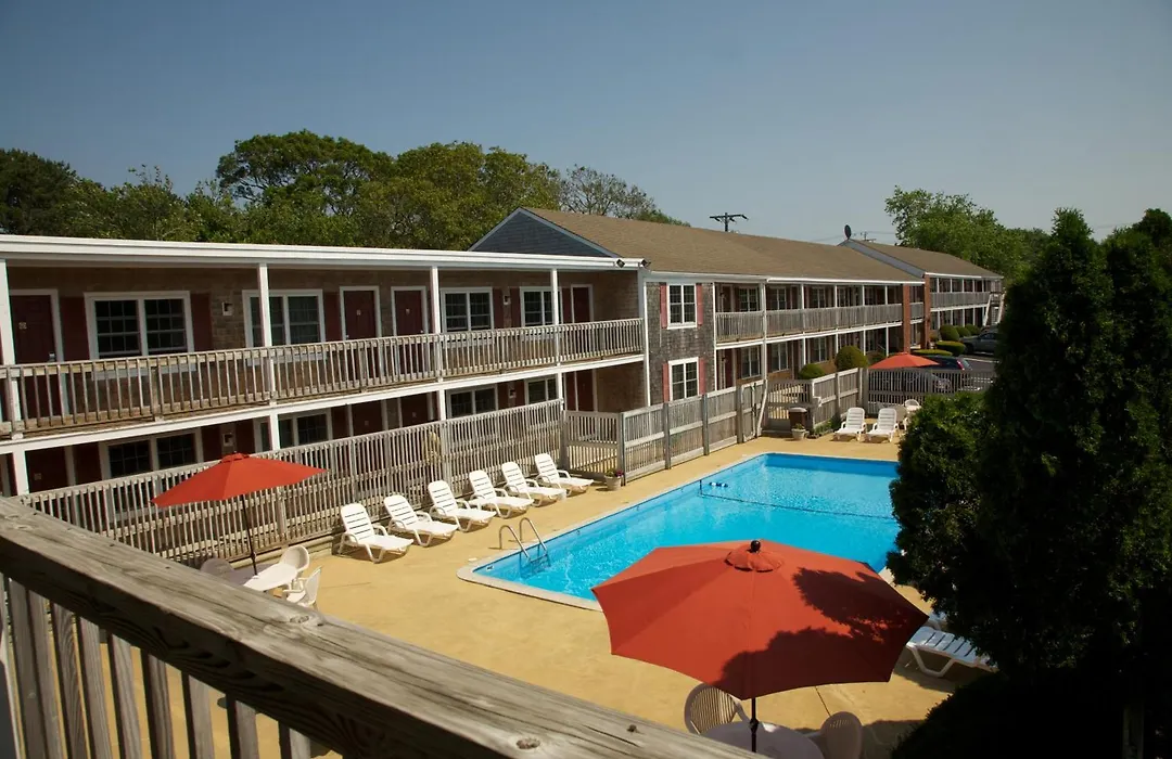 Holiday Hill Inn & Suites-1