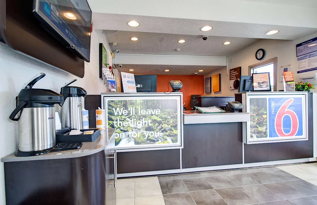 Motel 6-Seattle, Wa - Airport-1