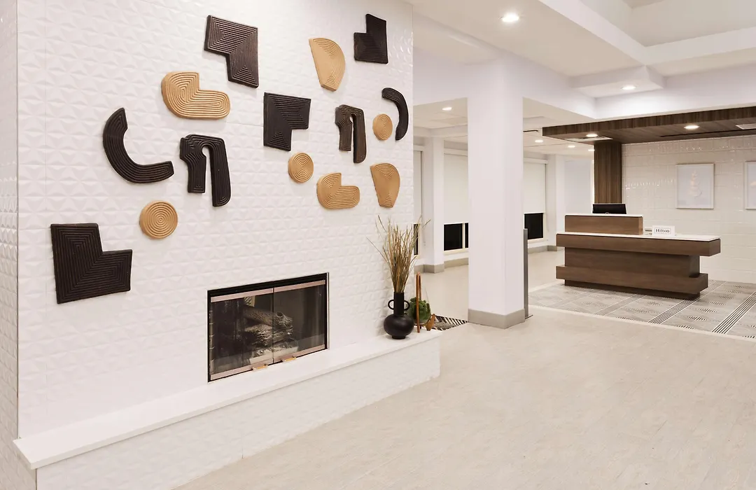 Hilton Garden Inn Birmingham/Lakeshore Drive-1