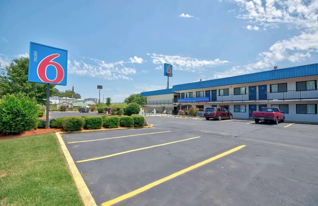 Motel 6-Russellville, Ar-1