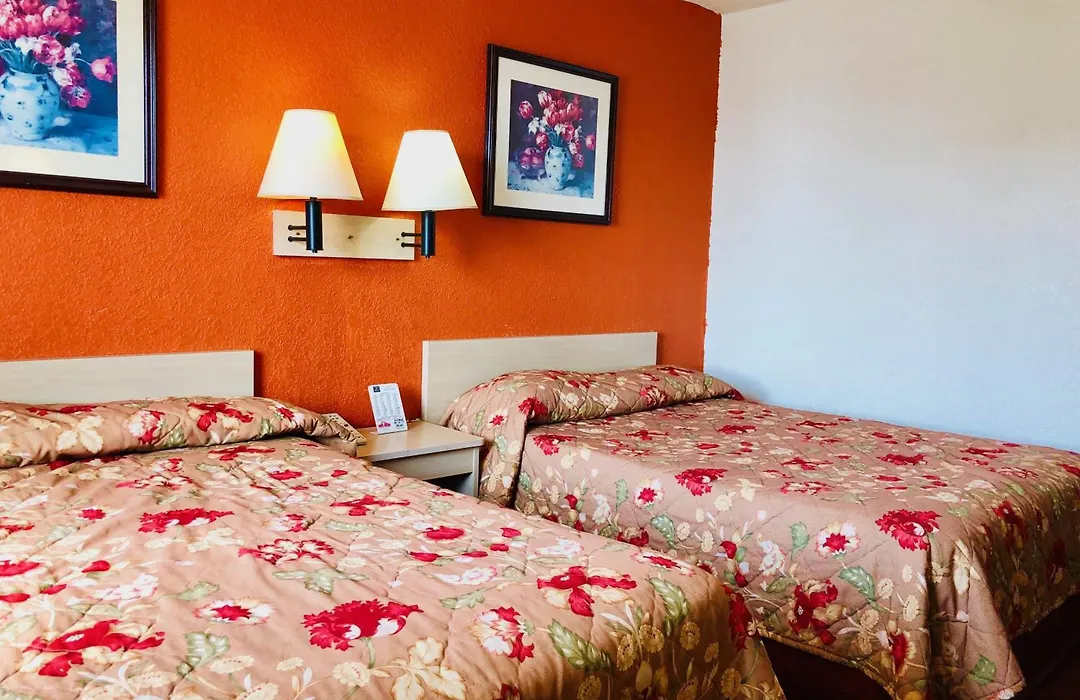 Qc Stay Inn-1