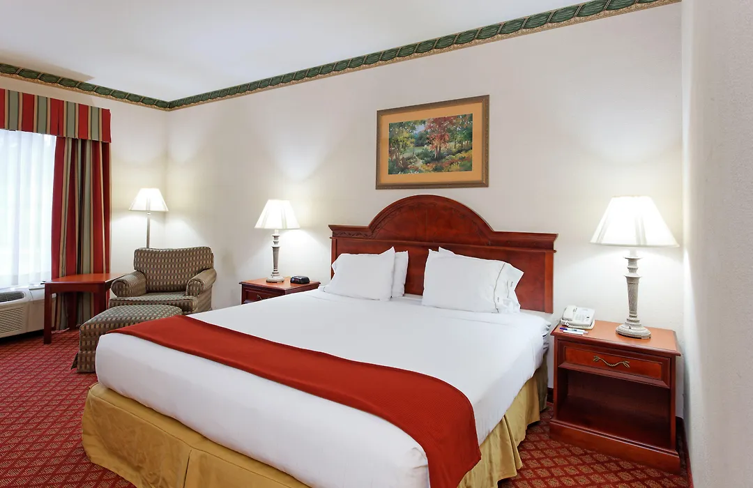 Holiday Inn Express & Suites Tupelo By Ihg-1