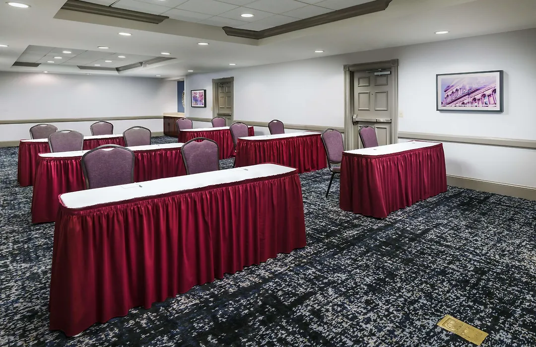 Hampton Inn & Suites Baltimore Inner Harbor-1