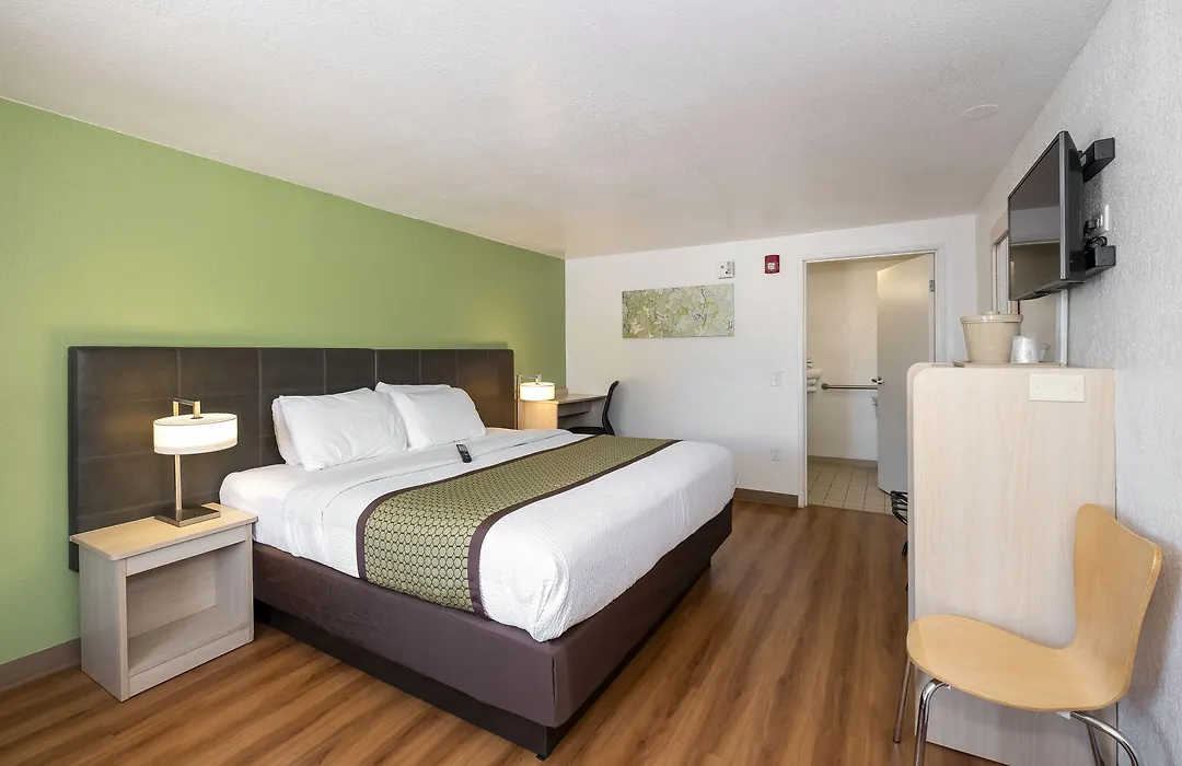 American Inn-1