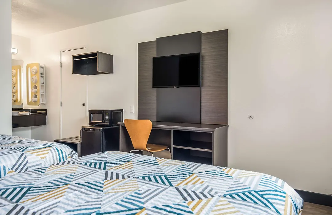 Motel 6-College Station, Tx - Bryan-1