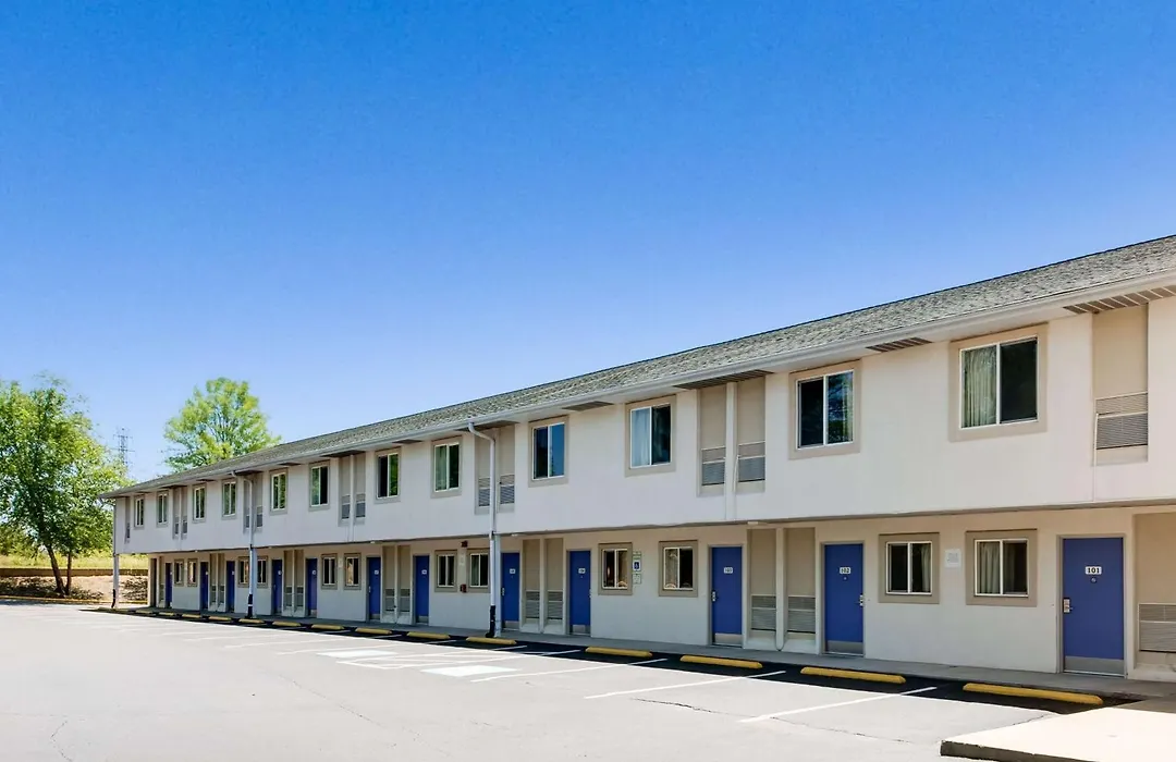 Motel 6-Statesville, Nc-1